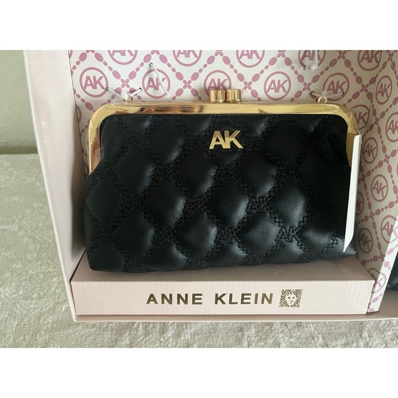 Anne Klein 4 pc Quilted Bag Set - Picture 3 of 3